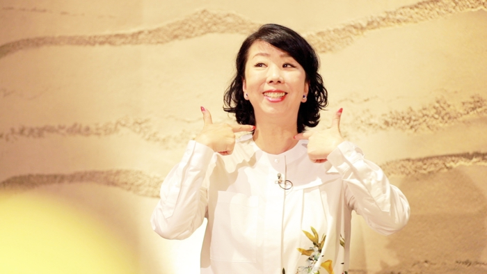 声には当てる場所と響く場所がある ボーカルメンター りょんりょん先生に教わる声の出し方と 熱唱 ミリオンシンガー のスゴさ イントロ 日本テレビ