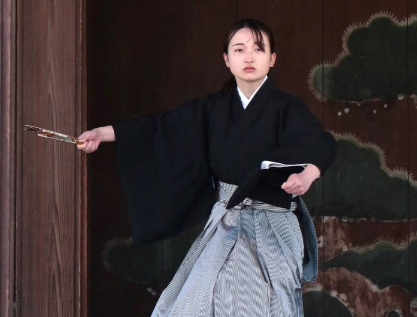 武将・今井四郎兼平の人生”最後”の戦いを描いた演目「兼平」を、サークル”最後”の舞台で舞いました。