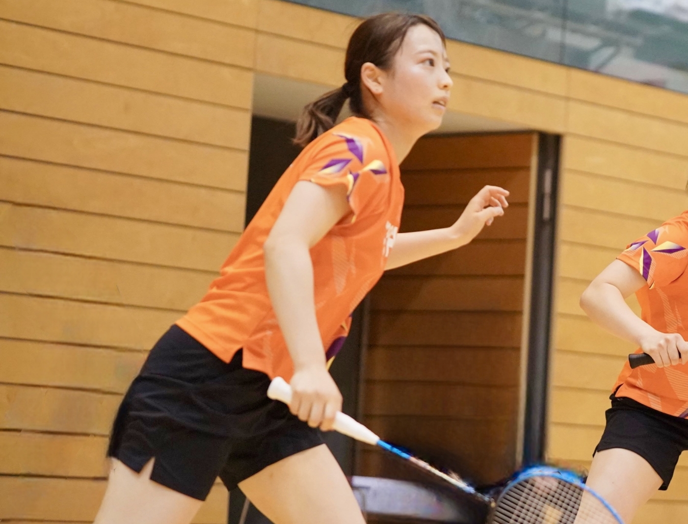 バドミントンは10歳から始め、粘り強くシャトルを拾うプレースタイルです！