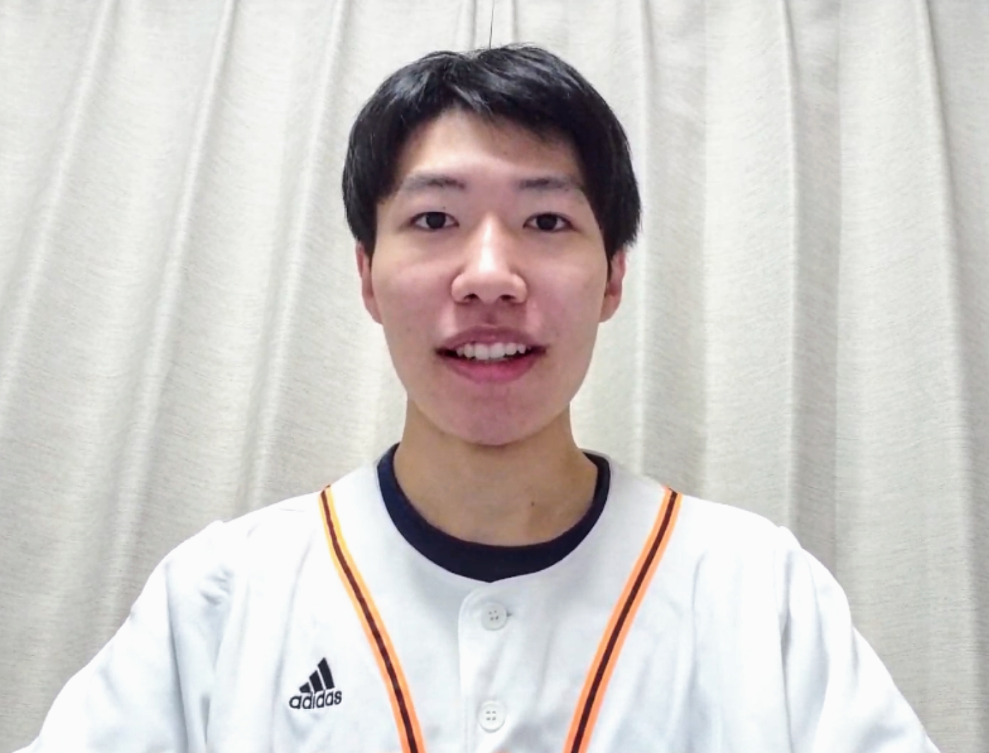 エントリー動画では野球のユニフォームを着て、とあるアピールを。