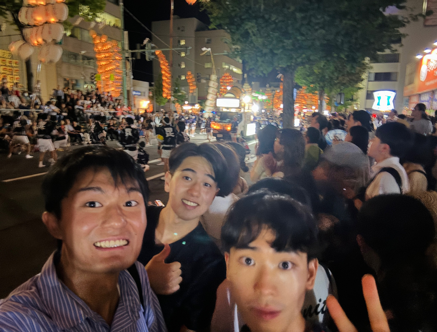 『はいっ同期！』な一枚！初泊り旅in竿灯まつり