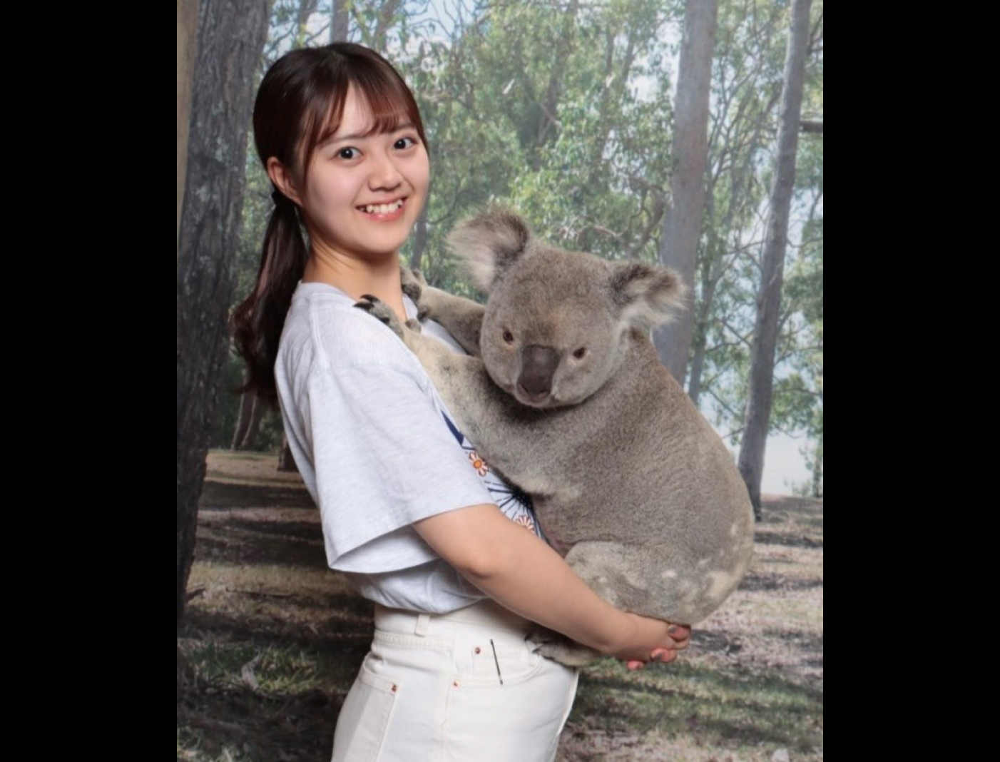 最後に、新入社員の声に辿り着き、そしてここまで読んでくださってありがとうございます。そんな皆さんと、ぜひ同じ職場で、一緒に美味しいご飯を食べに行けたらとっても嬉しいです。コアラと共に、応援しております！