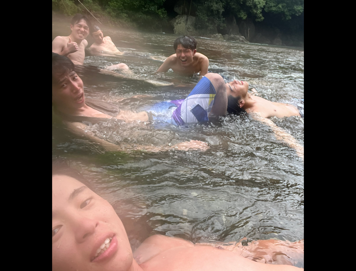 同期と休みを合わせて、川サウナ→BBQに行ってきました！内定者時代も今も遊びにはとことん付き合ってくれます。