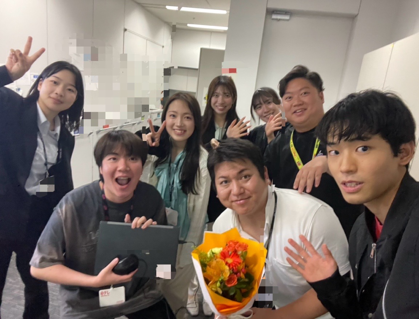 いつもお世話になっている人事の方への誕生日にお花のサプライズ！喜んでもらえて良かったです。