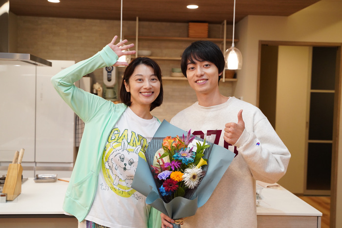 作間龍斗の誕生日を「コタツがない家」“深堀家”メンバーでお祝い！「21