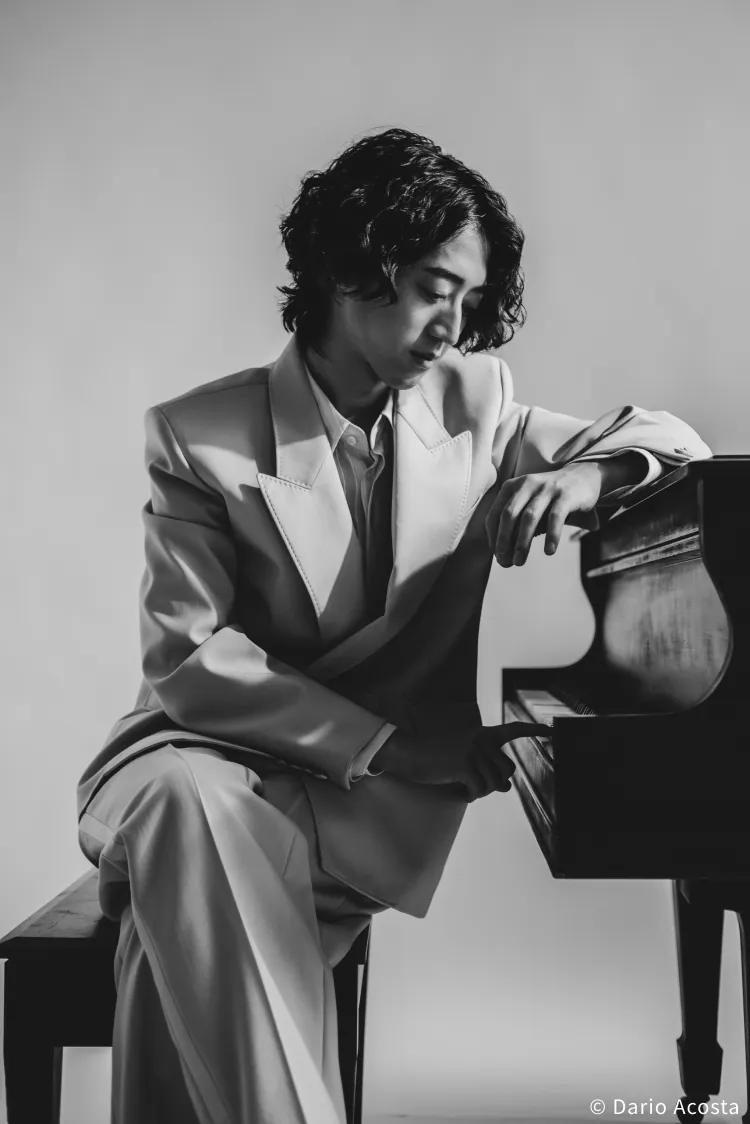 角野隼斗さん