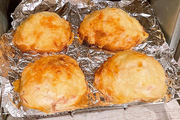 ホットケーキミックスで世界最速！！ハムチーズパン