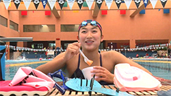 今井月選手（競泳）