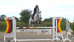 大岩義明選手・武田麗子選手（馬術）