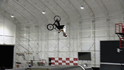 中村輪夢選手　ローガン・マーティン選手（ＢＭＸ）