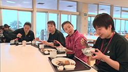 山口茜（バドミントン）