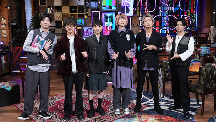 Blue Encount Blood Songは ボイス 110緊急指令室 の主題歌 新曲 囮囚 ばけもの と尊敬するアーティスト Ellegardenの スターフィッシュ の2曲を披露 Music Blood 日本テレビ