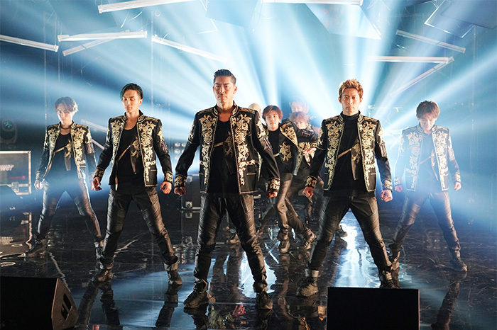 EXILE」ライヴでは「EXILE PRIDE〜こんな世界を愛するため〜」と