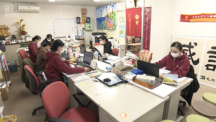 瀬戸内の海を見下ろす観光列車 コロナ渦のなか乗客なしで訓練運行 新型コロナウイルスと私たちの暮らし 日テレ特設サイト 日本テレビ