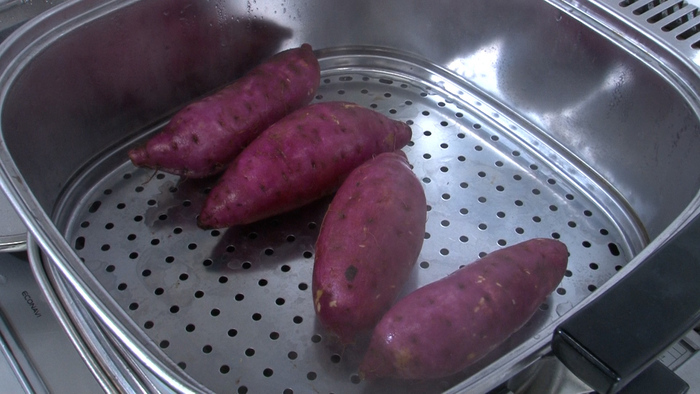 紅はるかを生み出した“神”に密着 オススメの保存法や焼き芋の作り方も