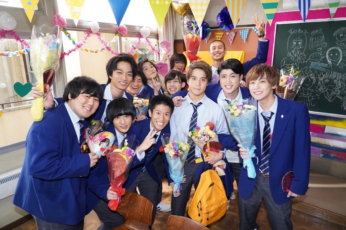 ついに最終回 俺スカ クランクアップ写真 古田新太 永瀬廉 道枝駿佑 長尾謙杜コメントをお届け 俺のスカート どこ行った 日本テレビ