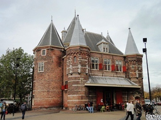 現在は中は見学できません