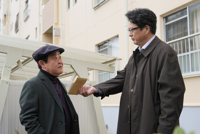 真犯人フラグ」ある人物が真相を話して逮捕され、突然仲間が姿を消す