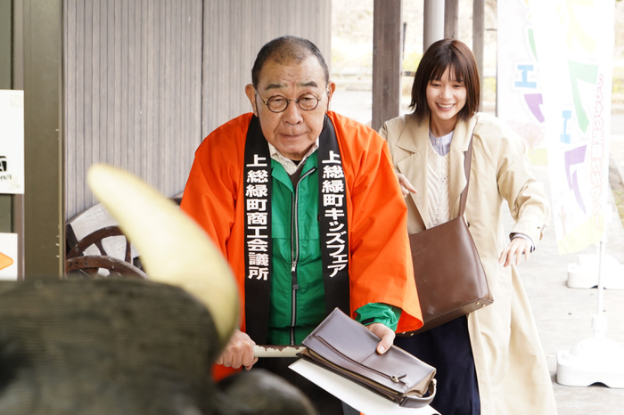 それってパクリじゃないですか？」亜季(芳根京子)＆北脇(重岡大毅) 知
