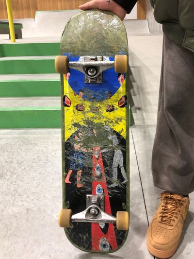 SHUNTOさんが日本選手権にゲスト出演 マイスケボーを手に会場入り