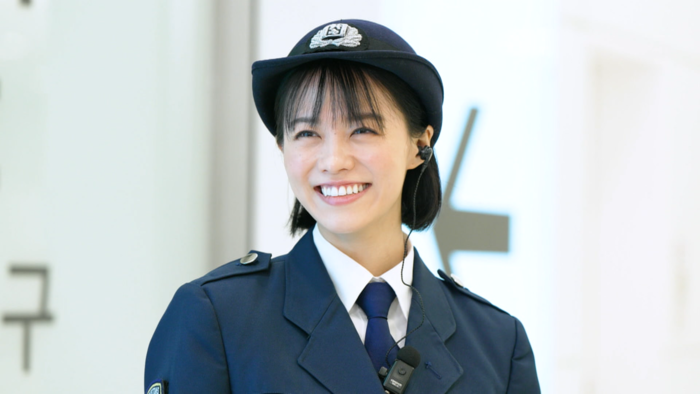 めるる＆王林 CA役＆ドクター役で飛行機内での“突破劇”を熱演 ！【THE