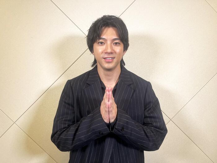 Aぇ! group佐野晶哉が自身の家族のことでメンバーに謝罪!? Adoは海外で