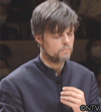 ユライ・ヴァルチュハ（指揮）