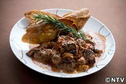 もこみち流 ステーキのトマトクリームソース