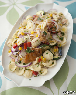 もこみち流 ズッキーニとサーモンとオレキエッテサラダ