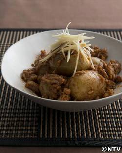 もこみち流 鶏ひきとじゃがいもの辛みそ炒め