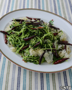 もこみち流 豆苗と白きくらげの炒めもの