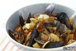 もこみち流 アサリとムール貝のチリスープ