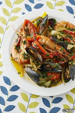 もこみち流　ムール貝とエビのチリ炒め