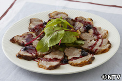 もこみち流　ポークのオーブン焼き～ブルーベリーソースで～で～