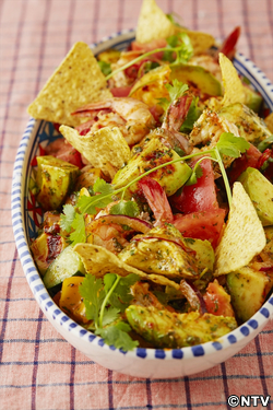 もこみち流 メキシコ風 エビとアボカドのサルササラダ