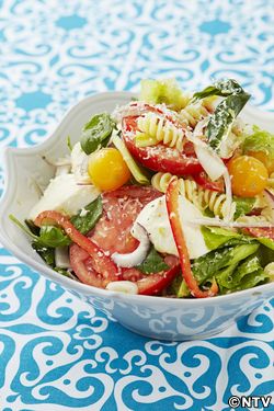 もこみち流　フジッリのボリュームサラダ