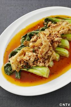 もこみち流 鶏ひき肉と湯葉とチンゲンサイの炒めもの