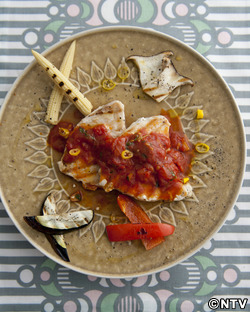 もこみち流 めかじきのチリトマトソース