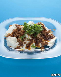 もこみち流 豆腐と鶏ひき肉のピリ辛のせ