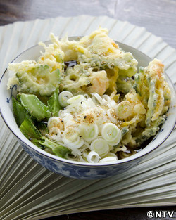 もこみち流 ゴーヤとエビのかき揚げ 沖縄そば