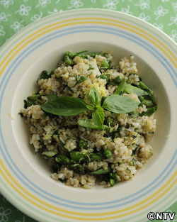 もこみち流
玄米とアスパラ グリンピースの炒めごはん