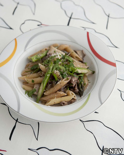 もこみち流　牛薄切り肉とアスパラのペンネ