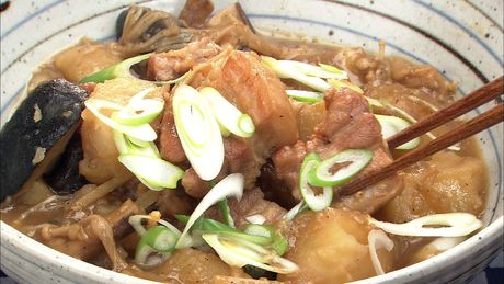 もこみち流　豚バラとじゃがいもの煮物