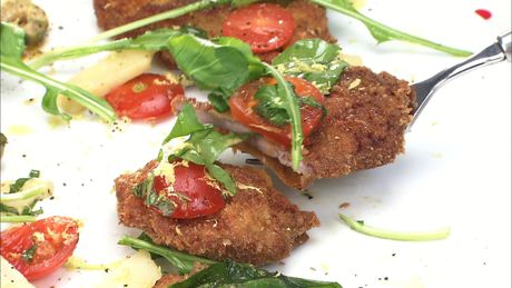 もこみち流　ミラノ風カツレツ　～ルッコラをのせて～
