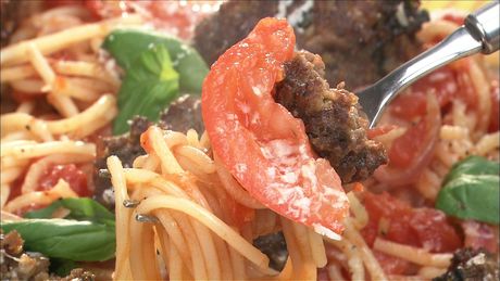 もこみち流　ミートボールのトマトパスタ