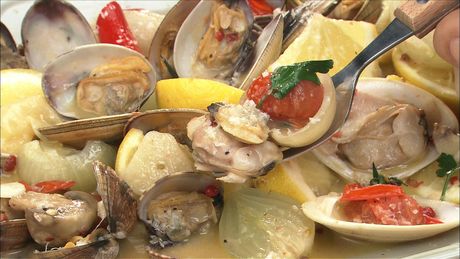 もこみち流　イタリア風アサリとハマグリのワイン蒸し