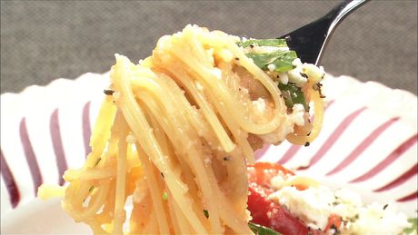 もこみち流　フェタチーズとトマトの冷製パスタ