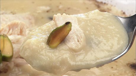 もこみち流　鶏むね肉とじゃがいものクリームスープ