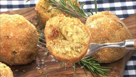 もこみち流　カレースパイス ライスボール