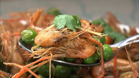 もこみち流　川エビとグリーンピースの山椒炒め